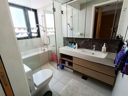 The Lakefront Residences (D22), Condominium #565653391